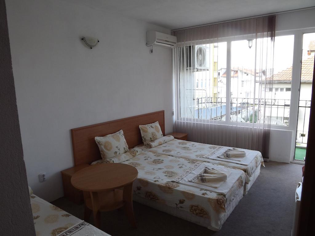 Guest House Stenli Primorsko Quarto foto